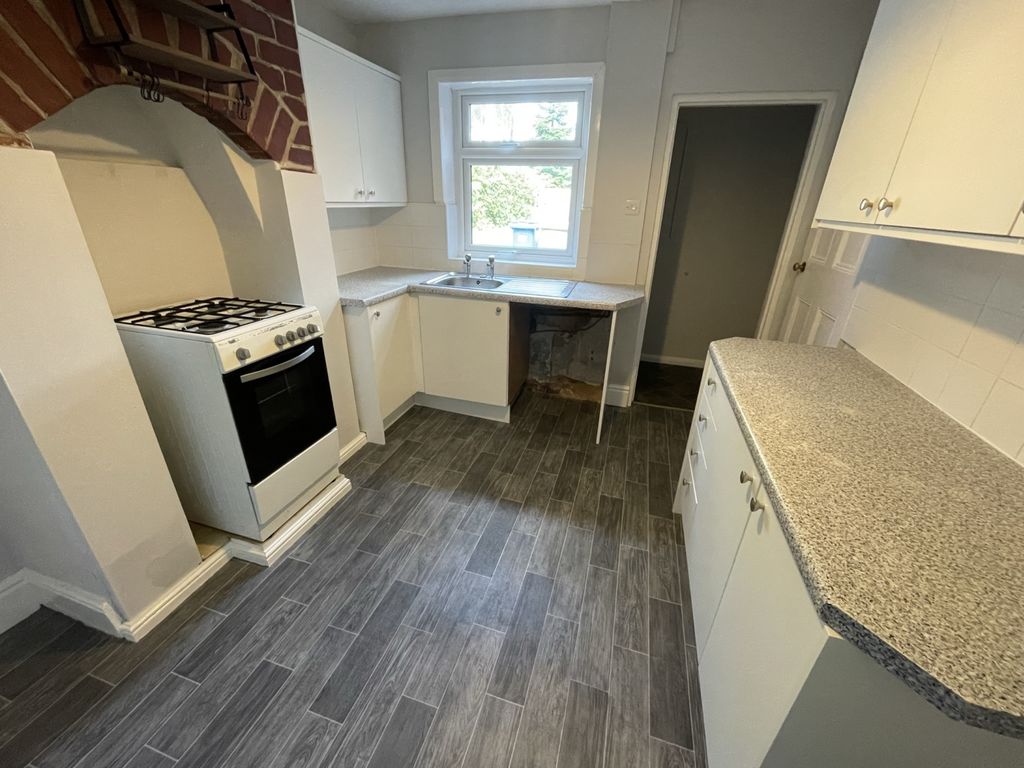 Property photo 3 of 8 Img_9088
