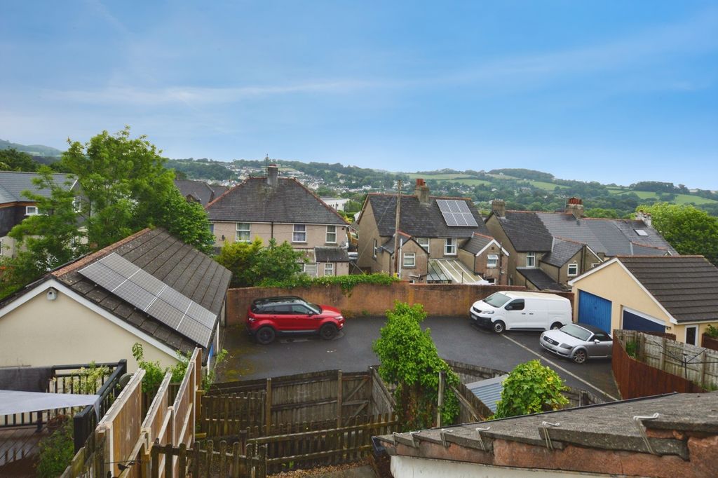 Property photo 2 of 12 2 - Pbox-Img.Jpg