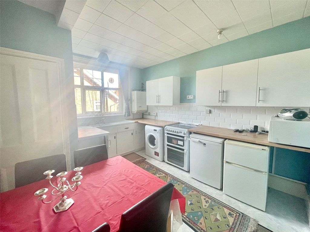 Property photo 3 of 11 Picture No. 09