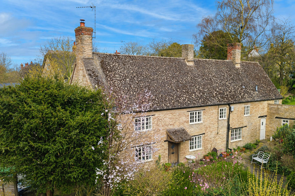 Property photo 1 of 24