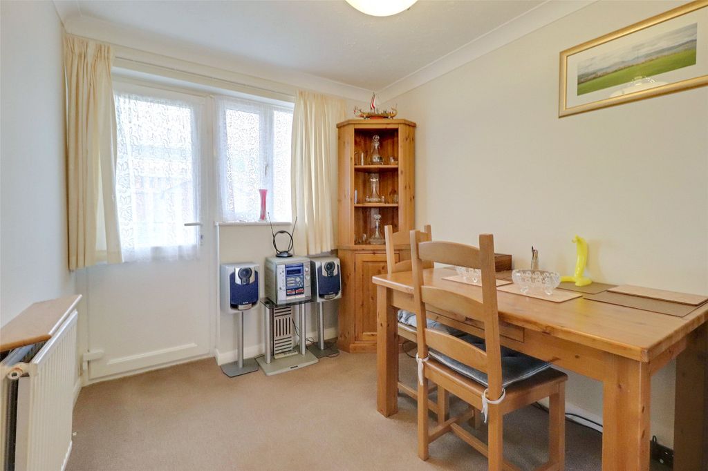 Property photo 3 of 18 3 - Picture No. 11