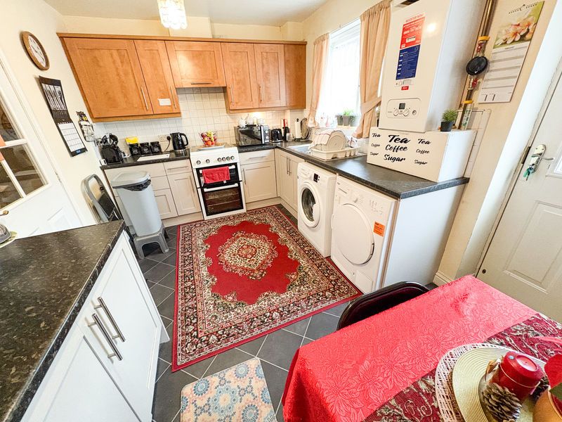 Property photo 2 of 9 Photo 7