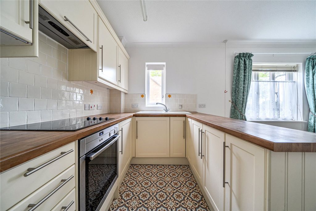 Property photo 2 of 20 Kitchen