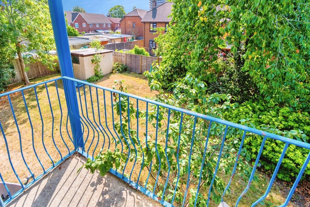 Property photo 2 of 13 Photo