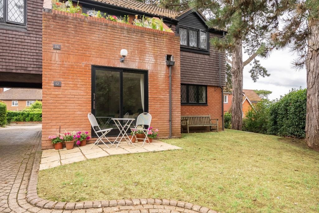 Property photo 1 of 12 Dsc05610