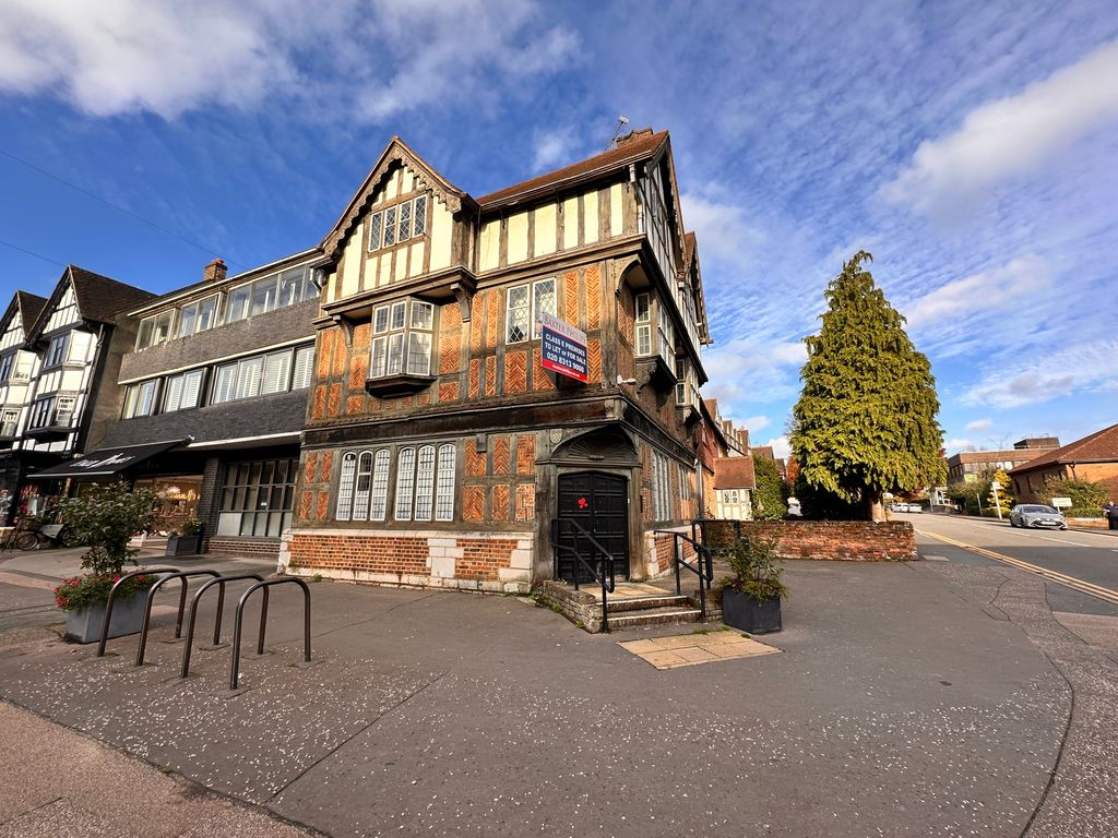 Property photo 1 of 4