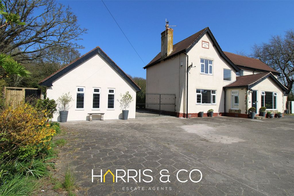 Property photo 3 of 45 Picture No. 07