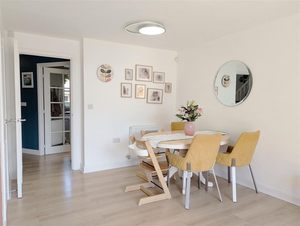 Property photo 3 of 24 Dining Area.Jpg