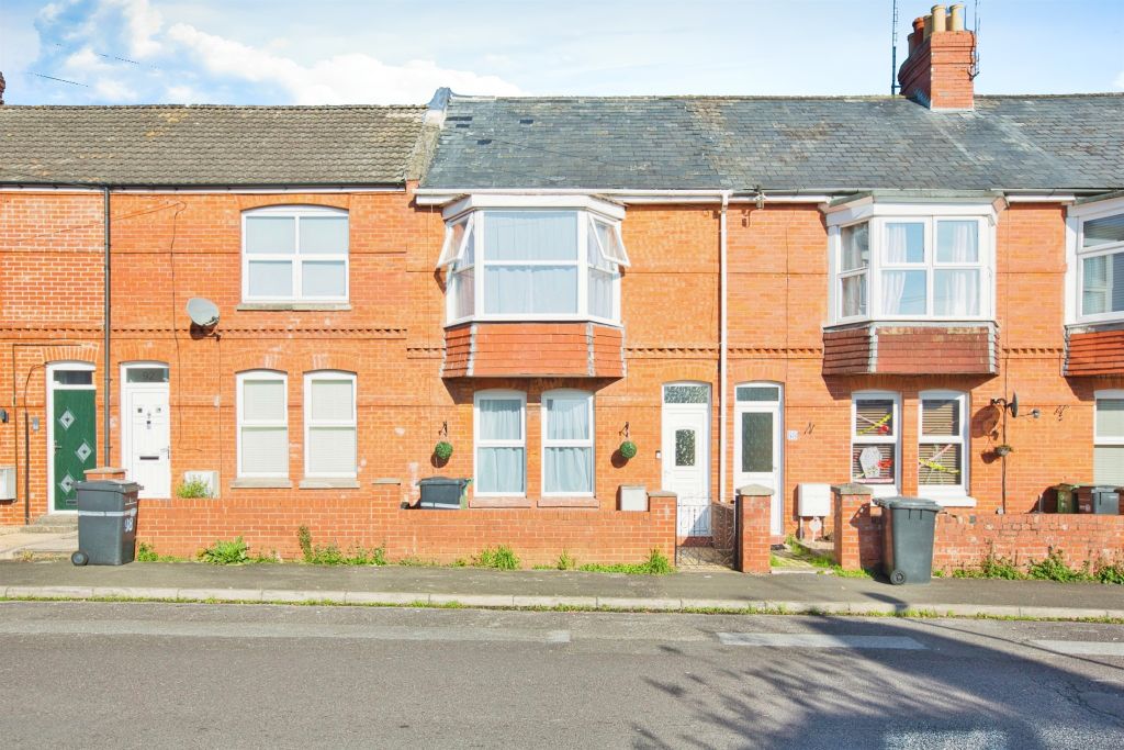 Property photo 1 of 17