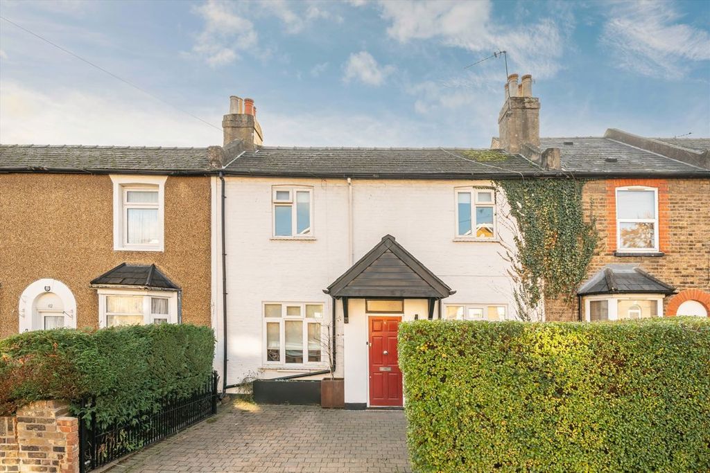 Property photo 1 of 8