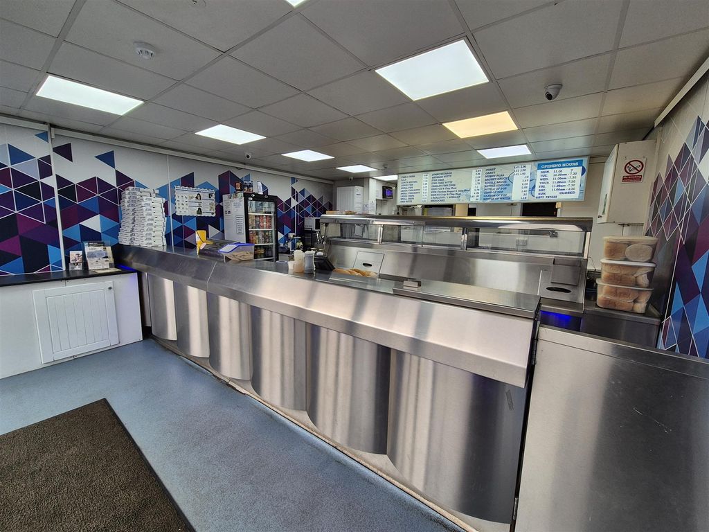 Property photo 1 of 6 Photo 0