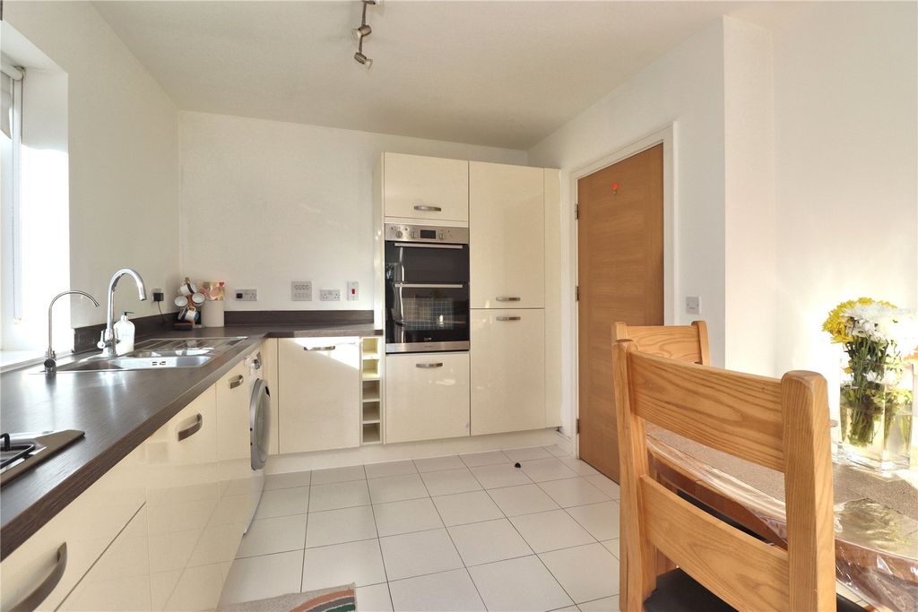 Property photo 2 of 15 Picture No. 03