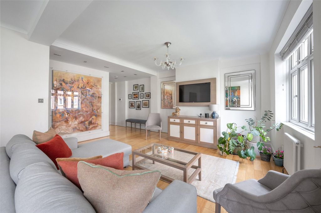 Property photo 2 of 14 Picture No. 33