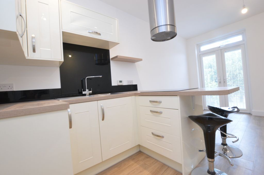 Property photo 2 of 9 Dsc_1210