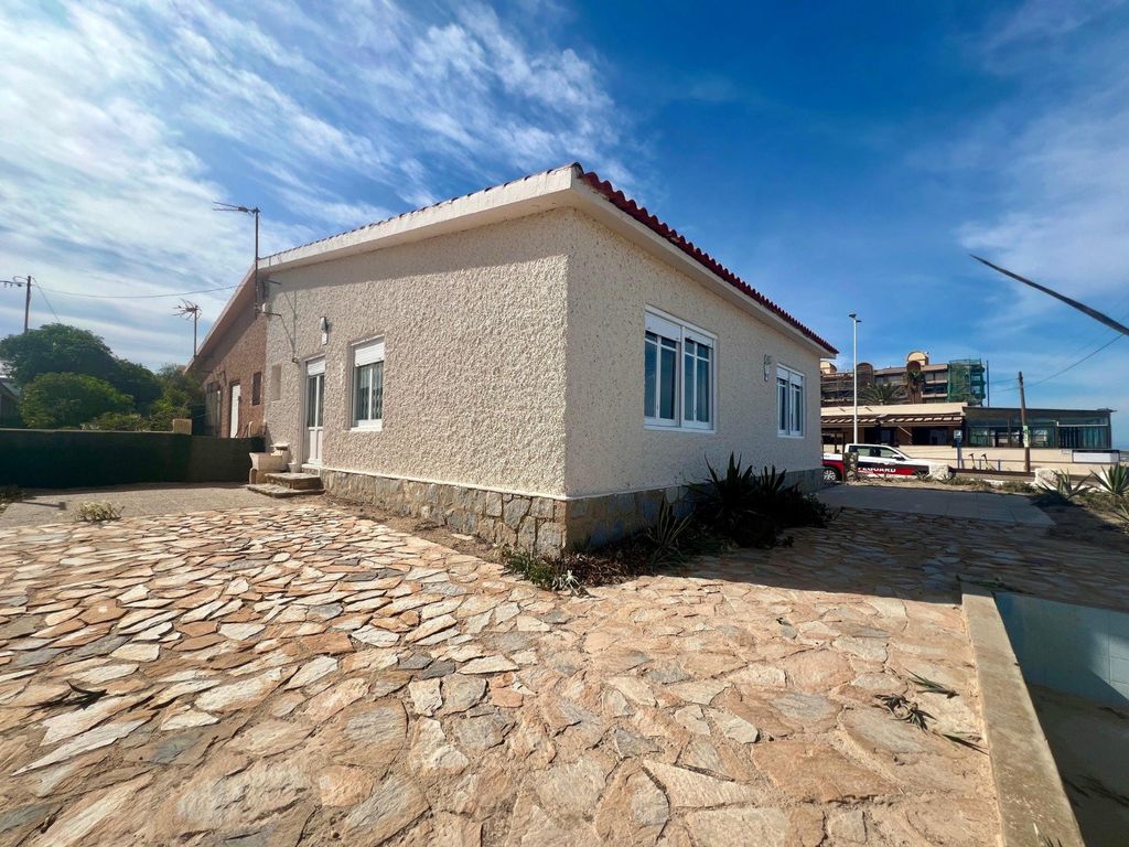 Property photo 3 of 26