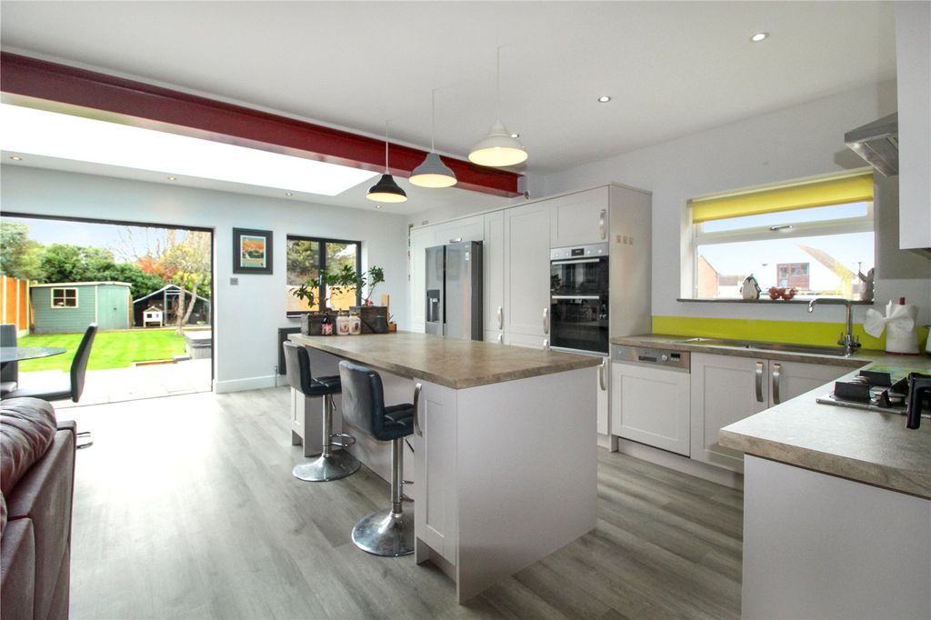 Property photo 3 of 17 Picture No. 09