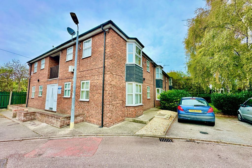 Property photo 1 of 11