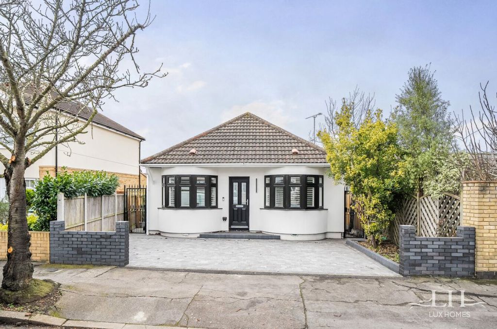 Property photo 1 of 21