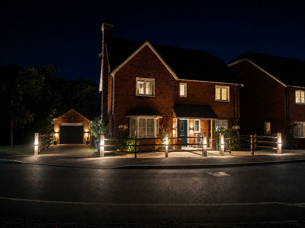 Property photo 2 of 32 5377484