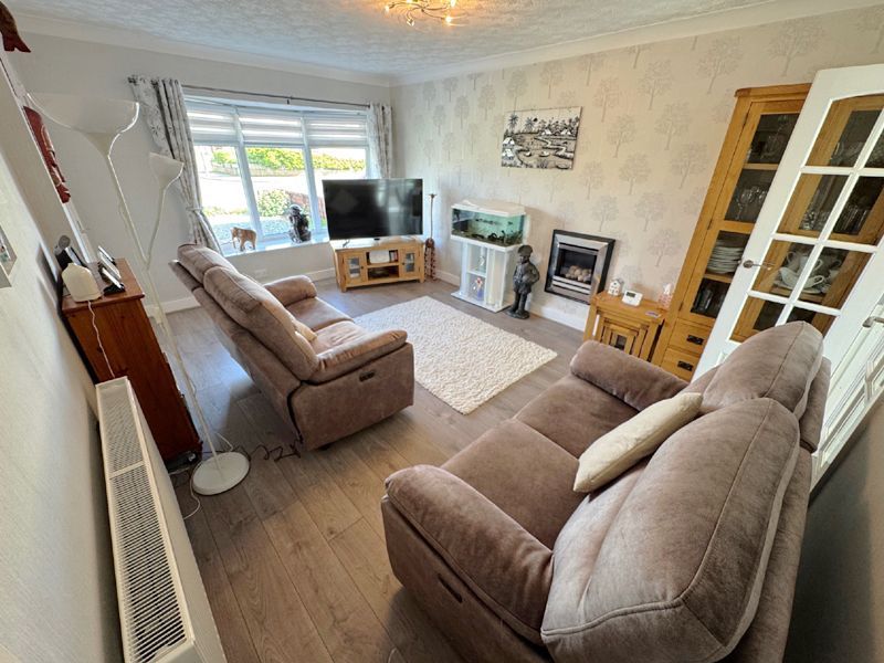 Property photo 2 of 29 Lounge