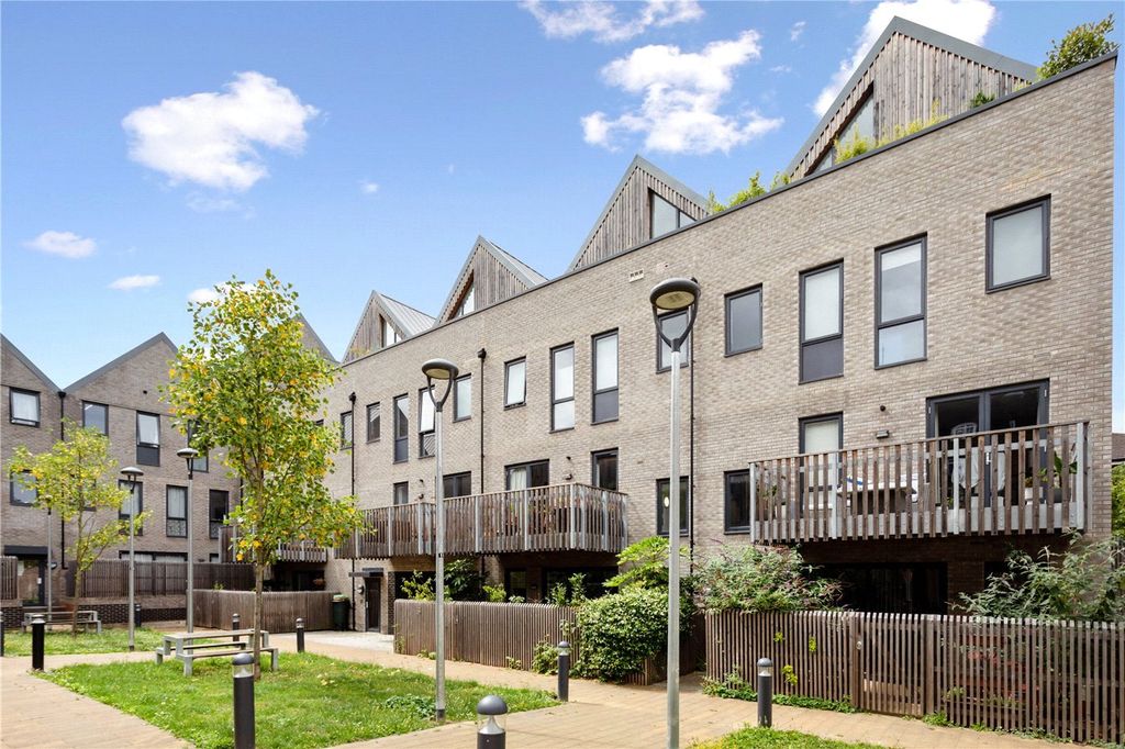 Property photo 1 of 10 Picture No. 15