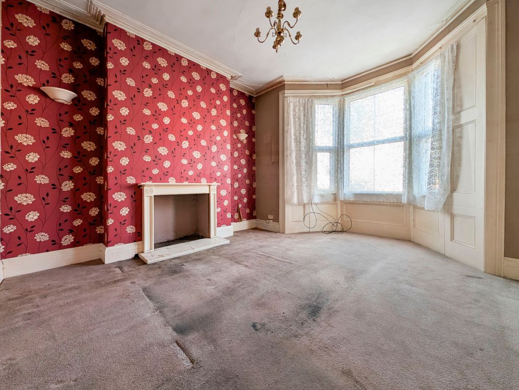 Property photo 2 of 21