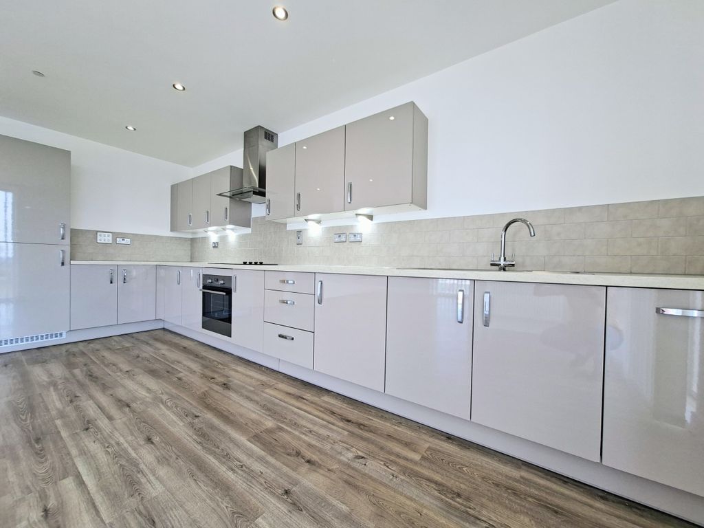 Property photo 3 of 12 13916