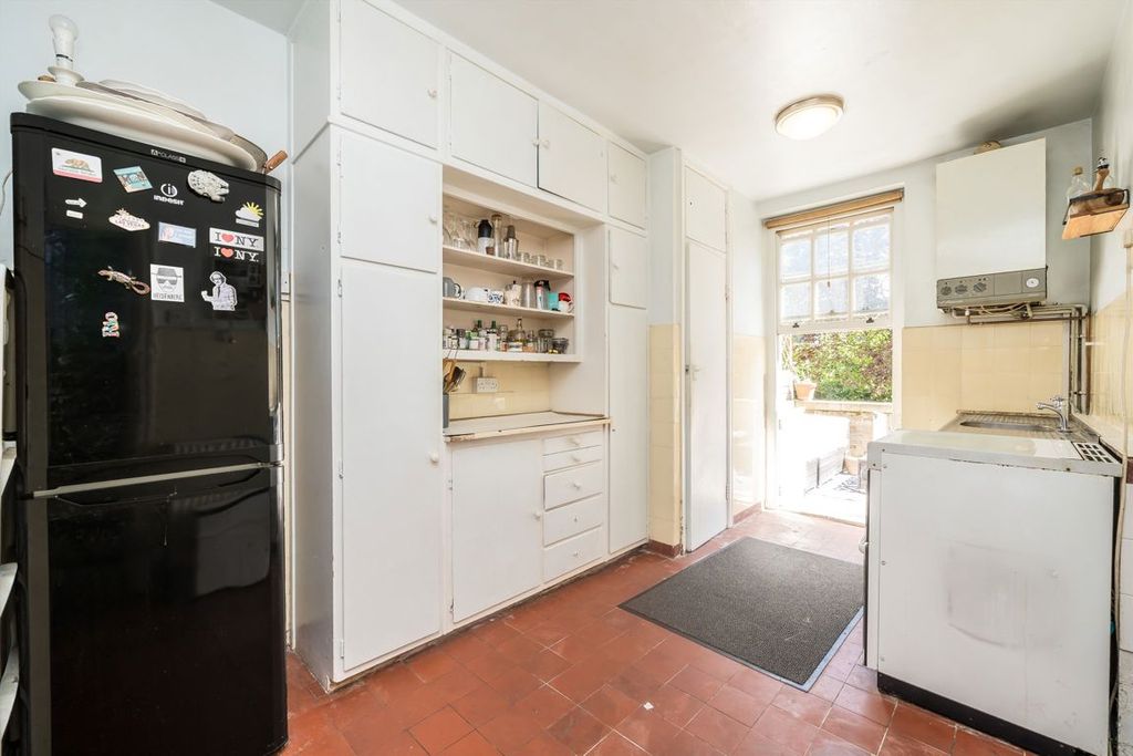 Property photo 3 of 7