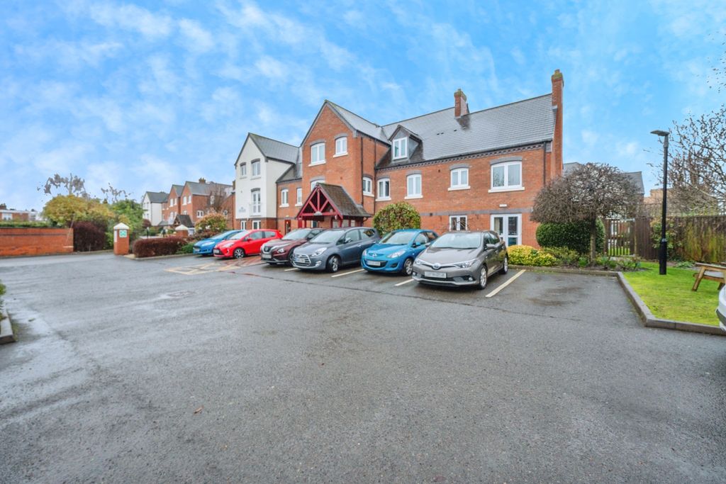 Property photo 1 of 15