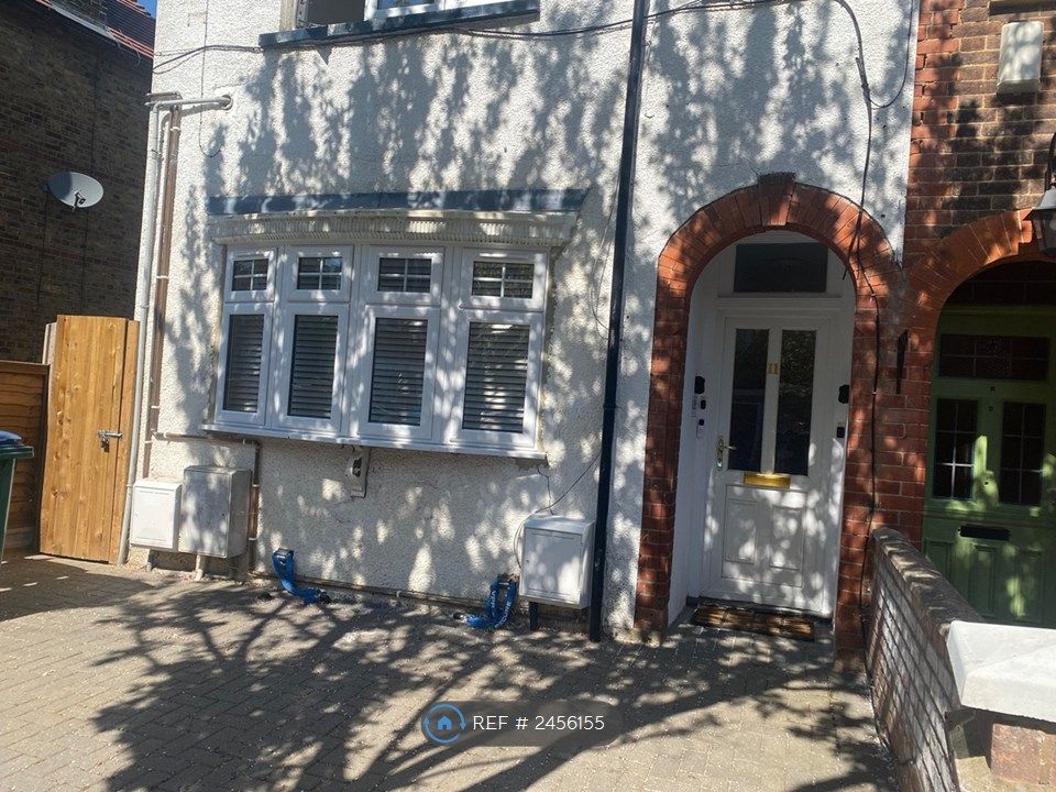 Property photo 1 of 8
