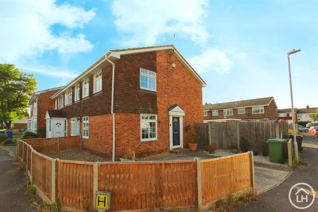 Property photo 1 of 10 External