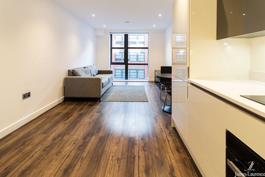 Property photo 1 of 14 8X1A9659-Hdr
