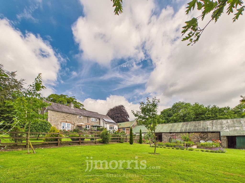 Property photo 3 of 74