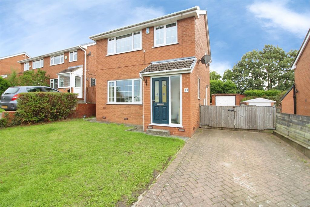 Property photo 1 of 21 Outside