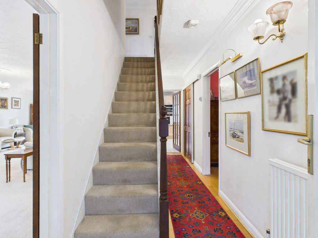 Property photo 2 of 27 Hall