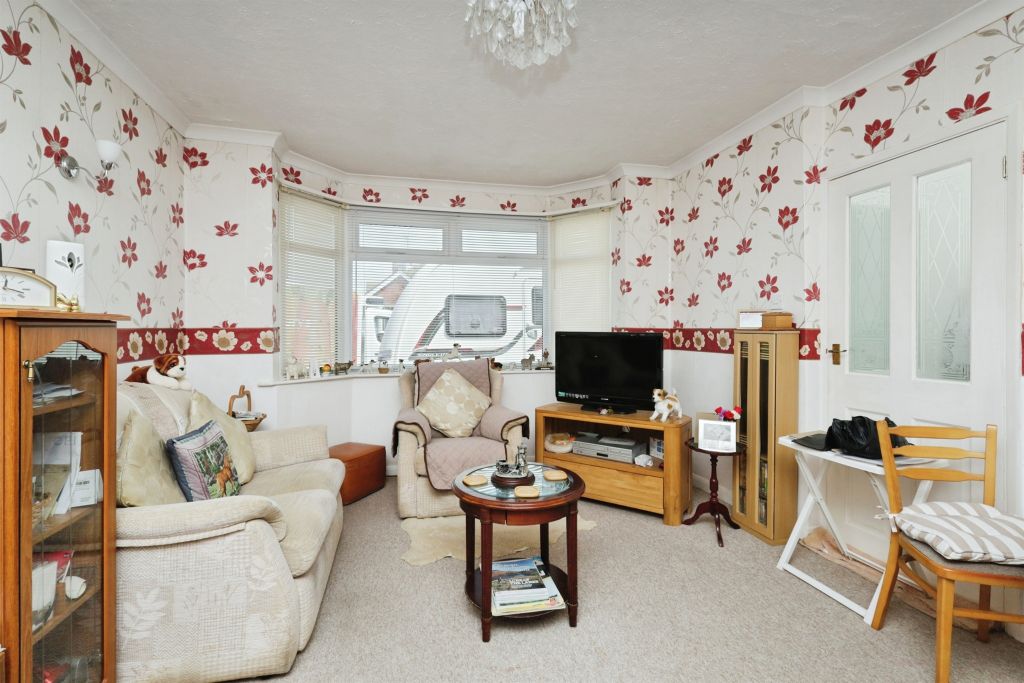 Property photo 2 of 13
