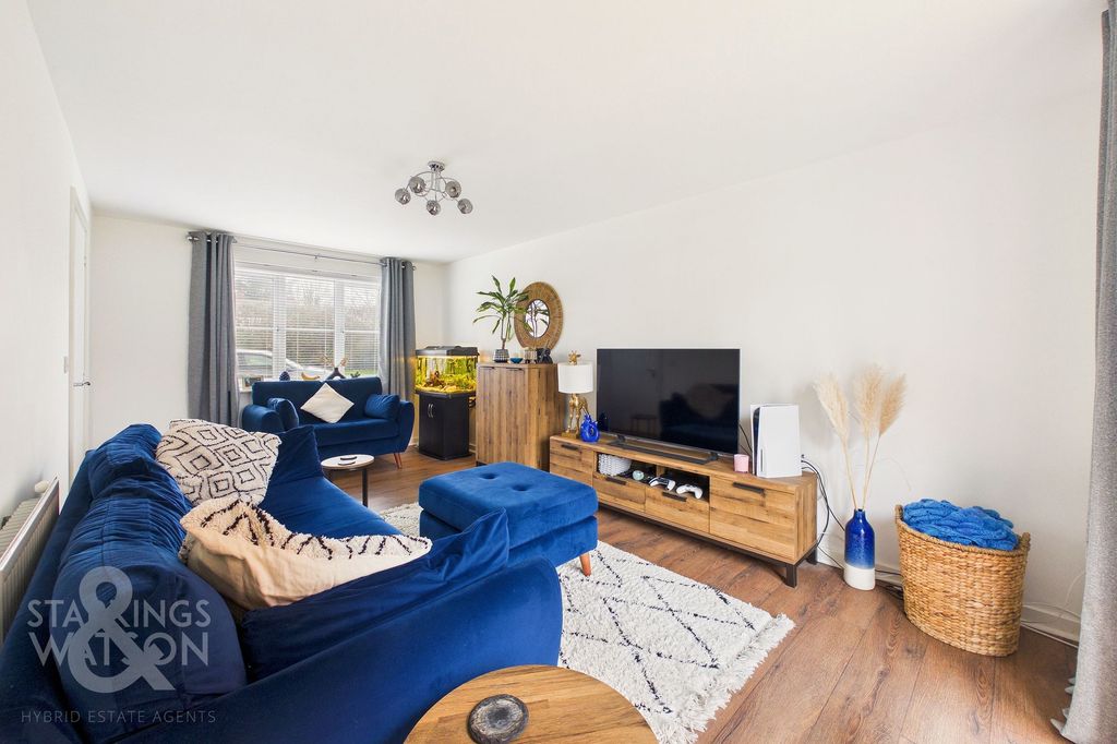 Property photo 3 of 26