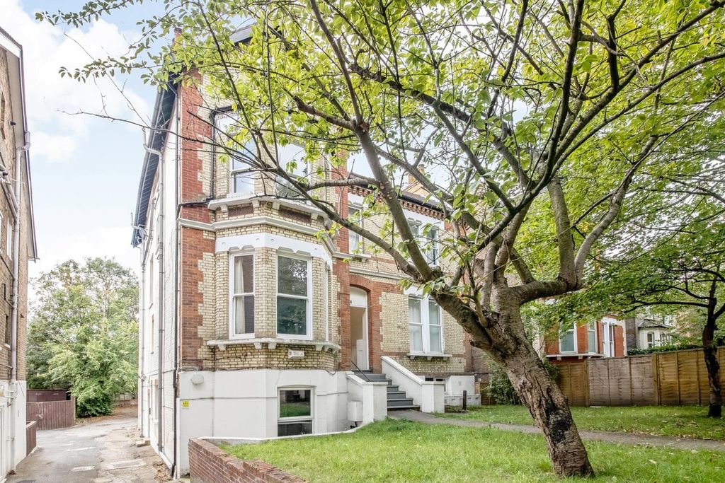 Property photo 1 of 10