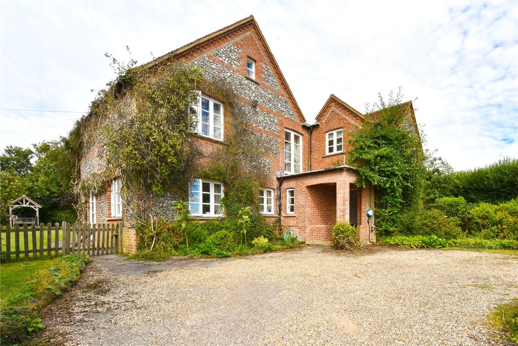 Property photo 3 of 13 Exterior