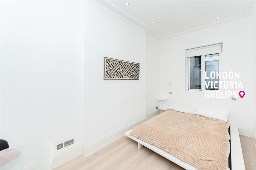 Property photo 3 of 8 1-12777.Jpg