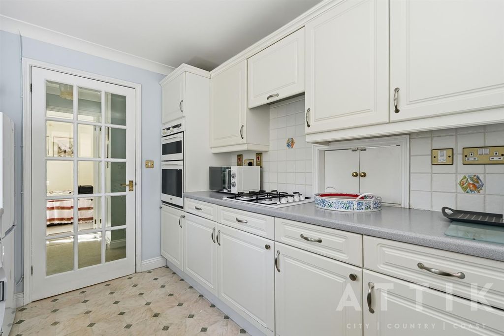 Property photo 3 of 22 Ar704087.Jpg