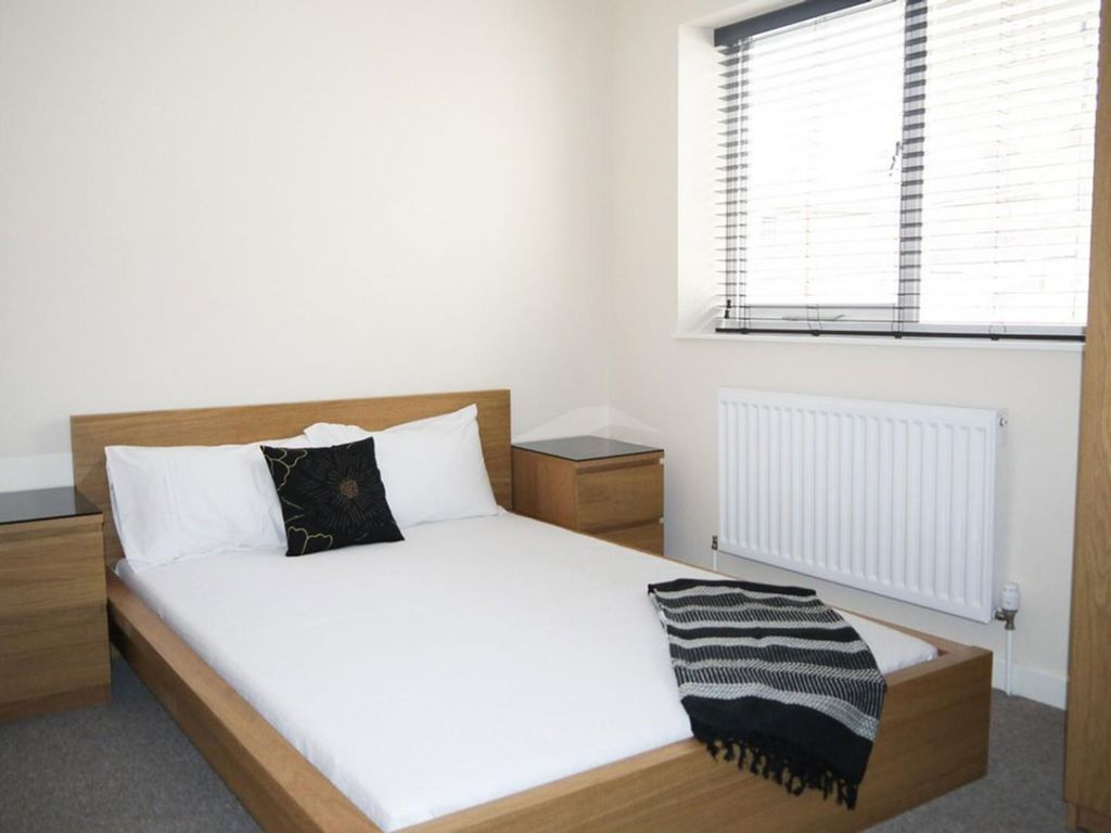 Property photo 1 of 15 Bed.Jpg