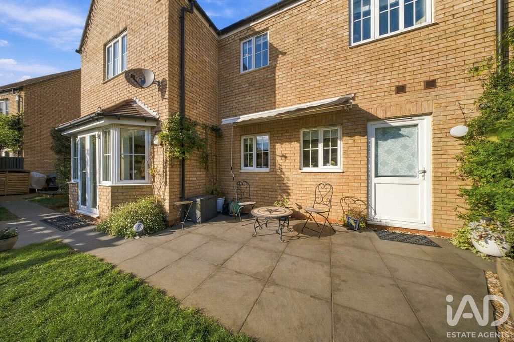Property photo 1 of 39