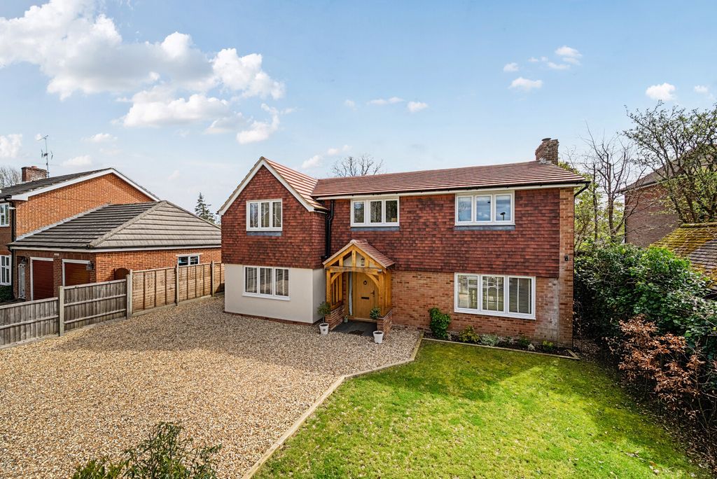 Property photo 1 of 25 1446104-1-69De441...