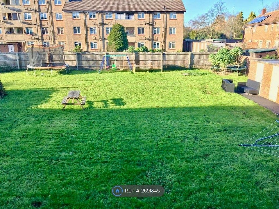 Property photo 2 of 4