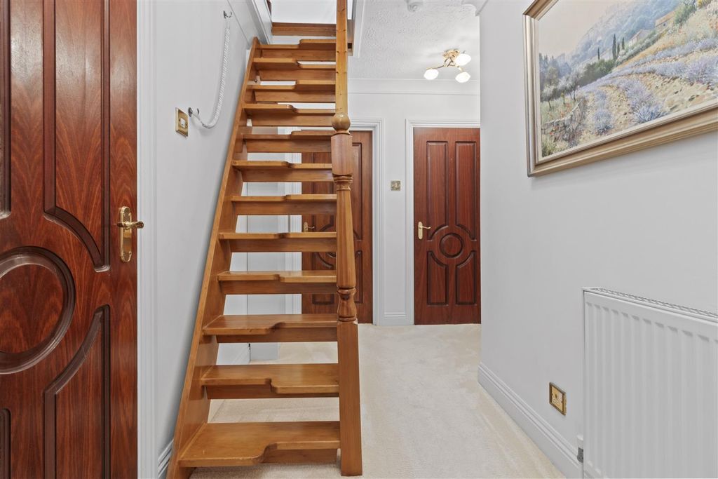 Additional image 27 of 3 bed flat for saleSt. Johns Road, Meads, Eastbourne BN20