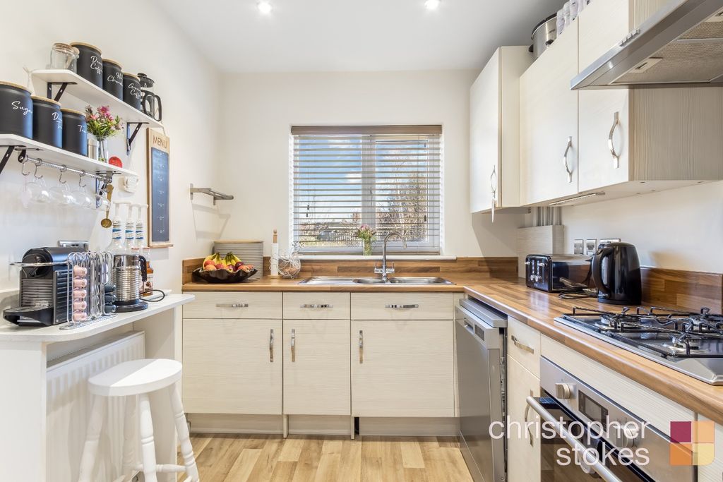 Property photo 3 of 20 4750025