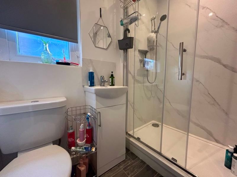 Property photo 3 of 11 Photo 2