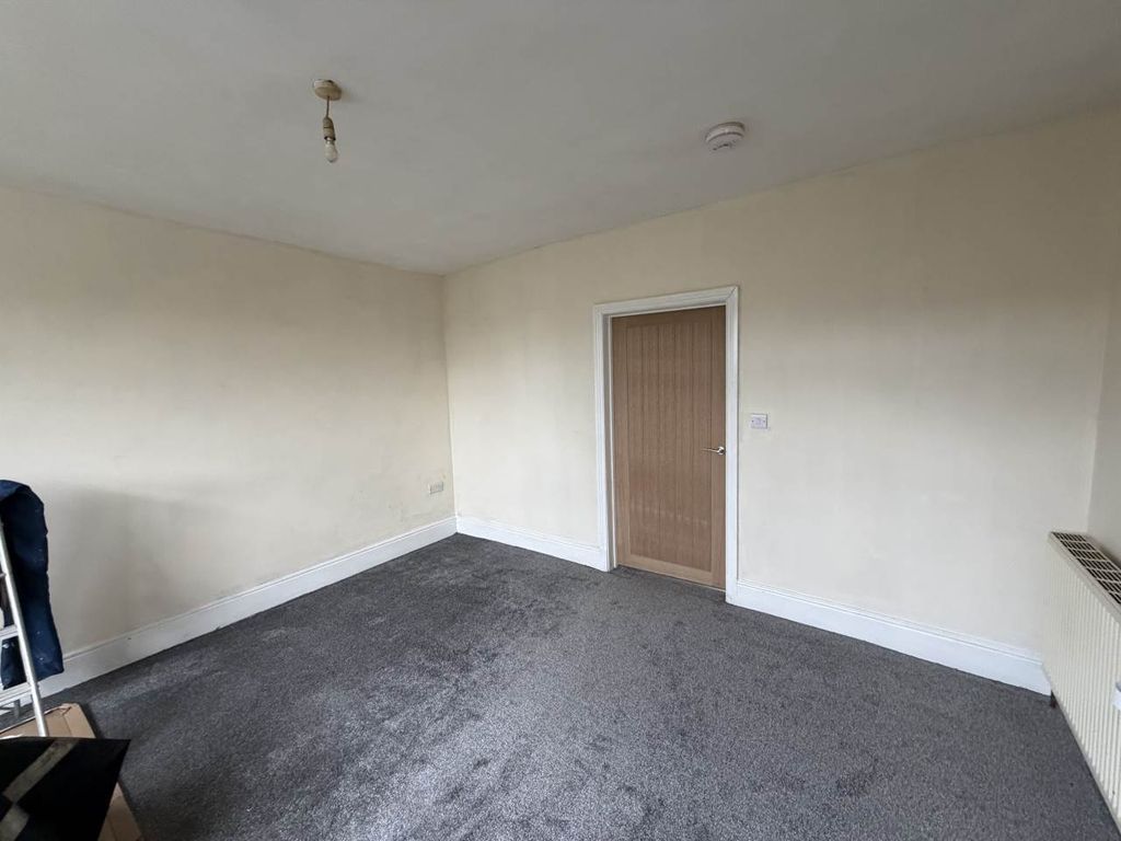 Property photo 3 of 13 Img_2911