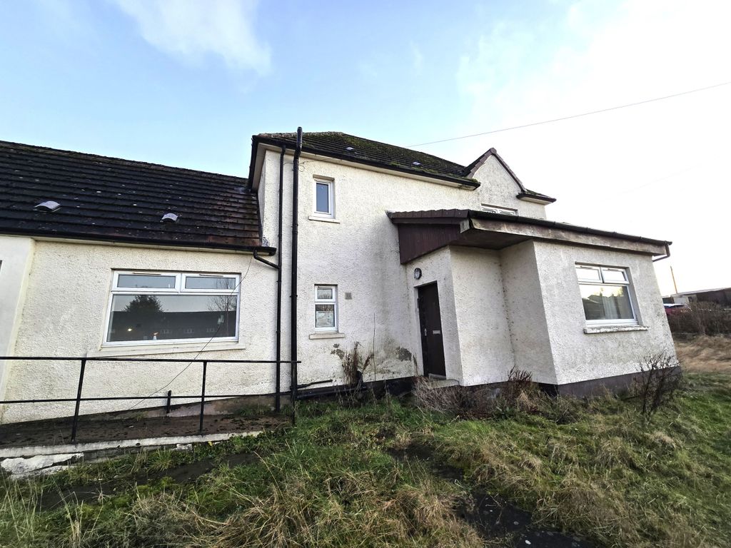 Property photo 2 of 9 2